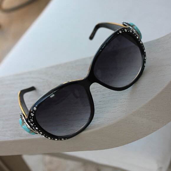 Montana West Sunglasses in Black w/Turquoise Flower Concho Accents main image 5